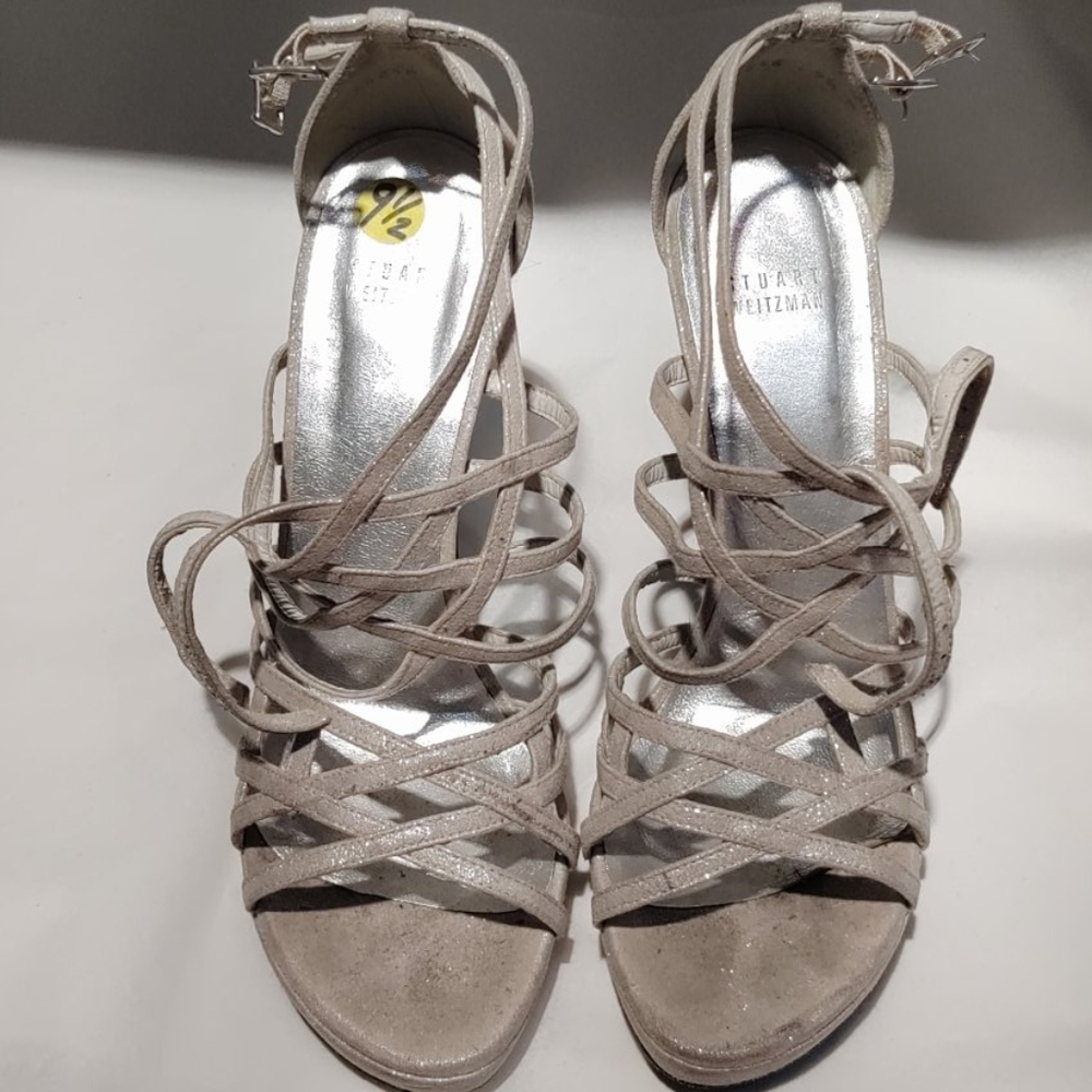 Stuart weitzman metallic off white heels